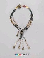 藏品(珠串銅鈴頸飾)的圖片